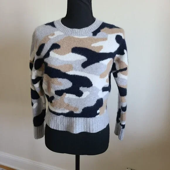 360Cashmere 100% Cashmere Cropped Camo Sweater Women’s Size Small Gray Taupe Cre - Picture 1 of 8